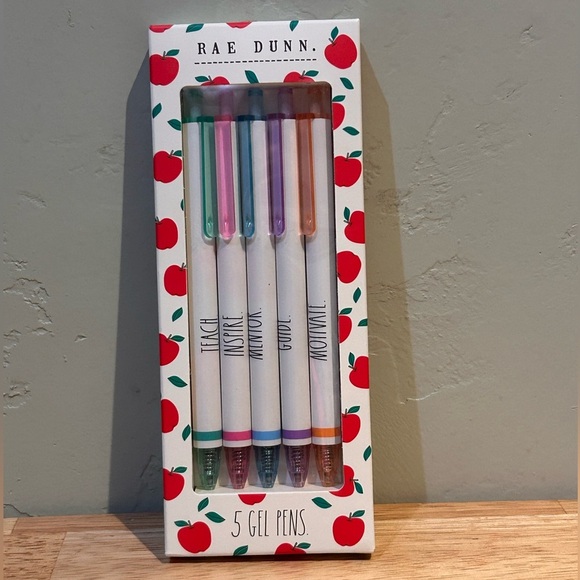 Rae Dunns  Apple For The Teacher Box Set of 5 Gel Pens. Brand New In Box. - Picture 3 of 4
